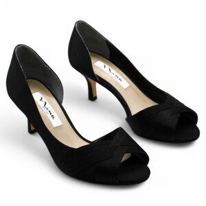 NINA Pumps